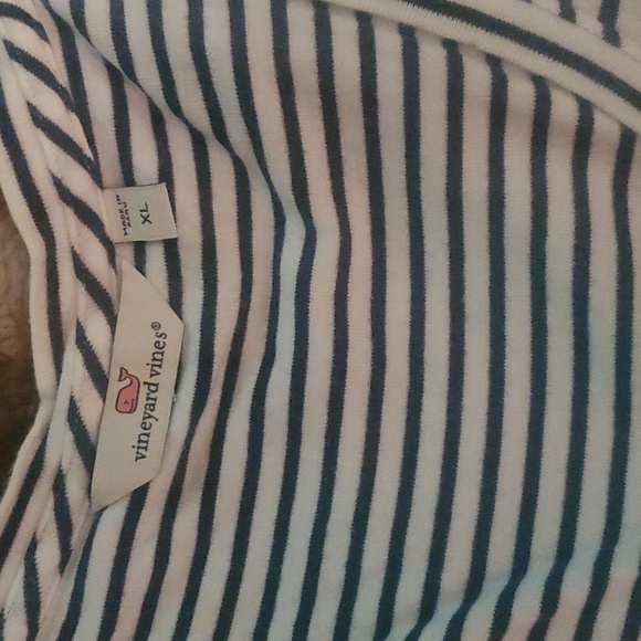 Lot of Vineyard Vines knit tshirts 4ct. Womens XL. 2 peach+2 blue&white striped. - Picture 9 of 13